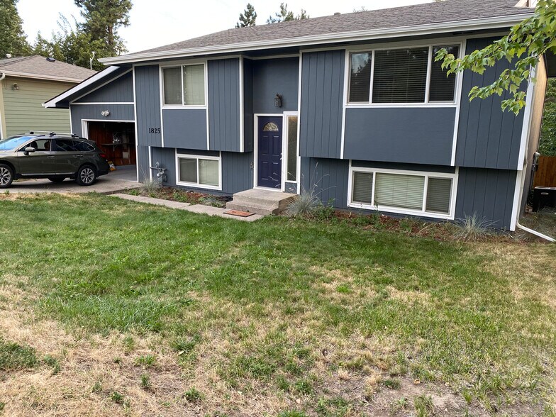 Front of House - 1825 NW Kenny St