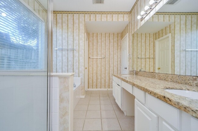Building Photo - 5519 Poundstone Ct
