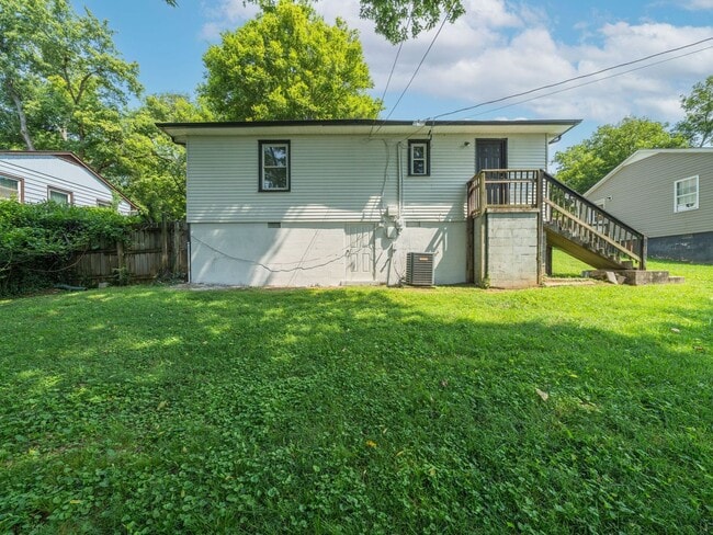 Building Photo - 139 Darnell Pl