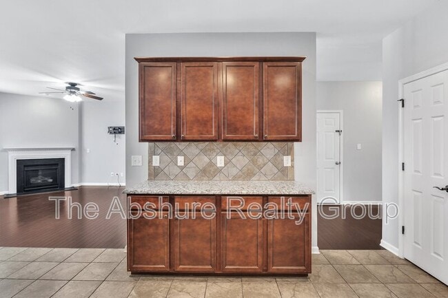 Building Photo - 3817 Althorp Drive