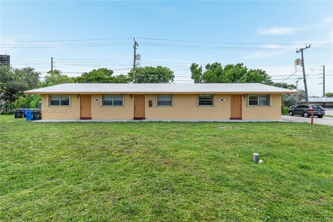 Building Photo - 5926 SW 27th St
