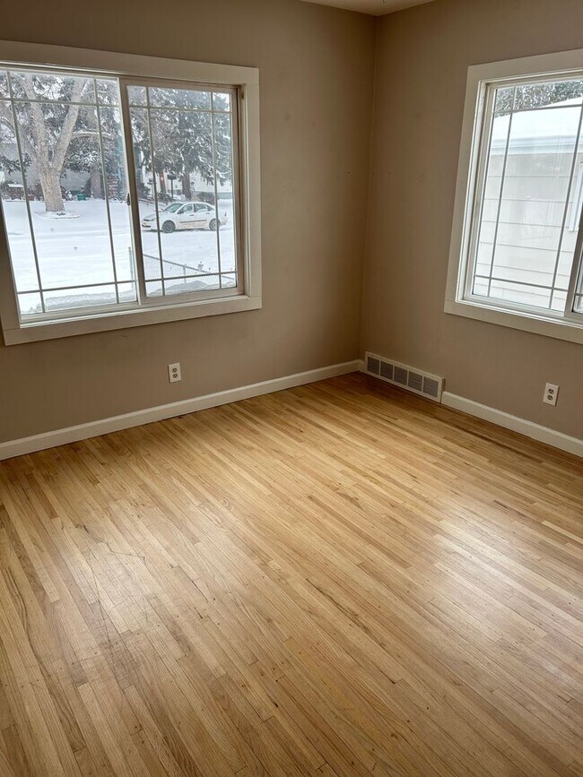 Building Photo - Duplex by Base -K