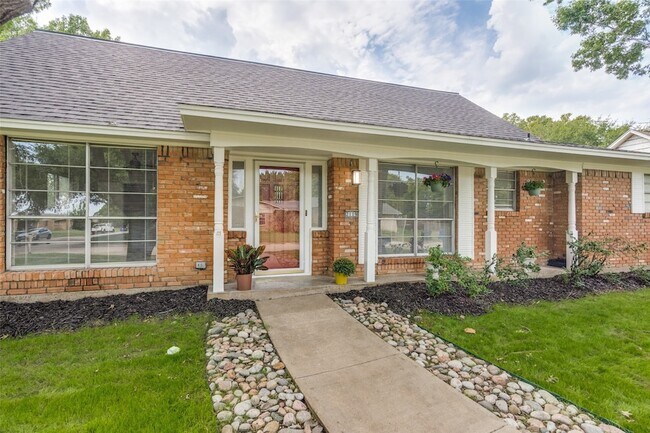 Building Photo - 2119 Quail Run