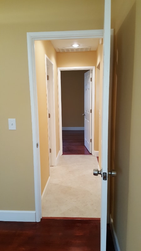 Building Photo - 1621 Hobson Ave