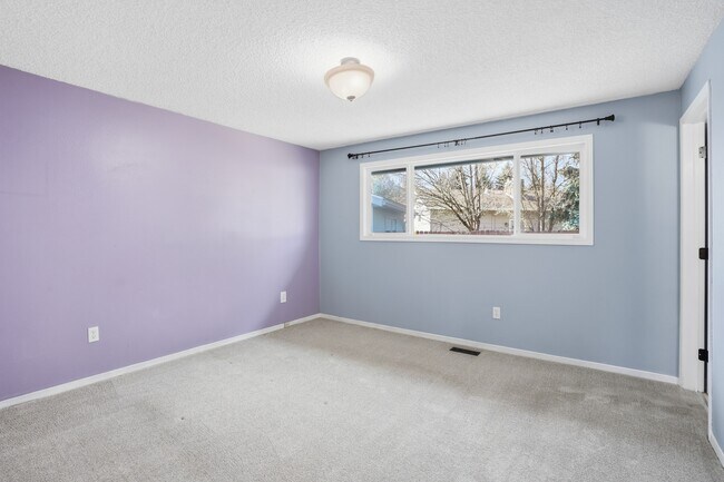 Building Photo - 11721 N Lincoln Ct