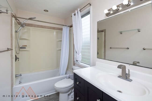 Building Photo - 98-340 Koauka Loop - 126