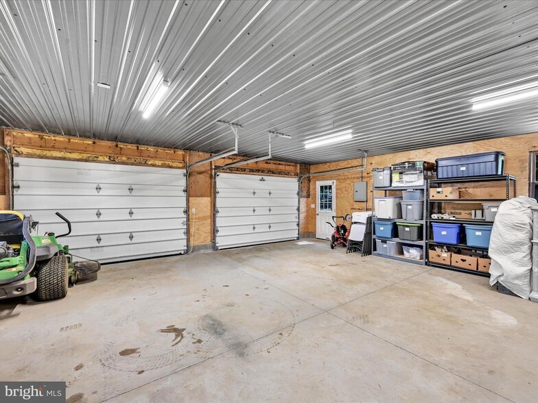 Building Photo - 120 Duquesne Dr