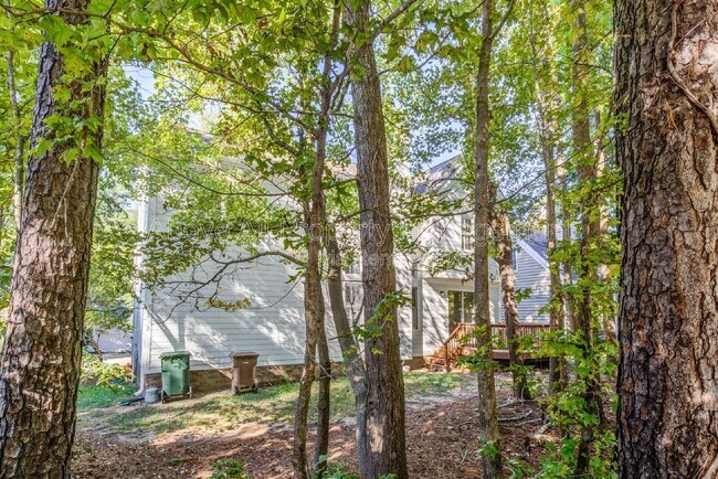 Building Photo - 103 Unaka Ct
