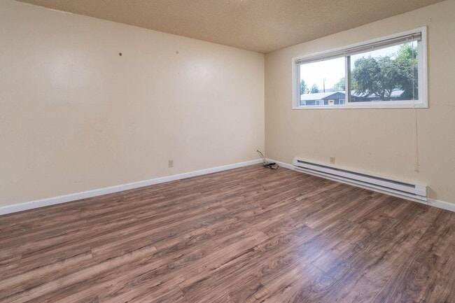 Building Photo - 2640 NE Harvey Ln