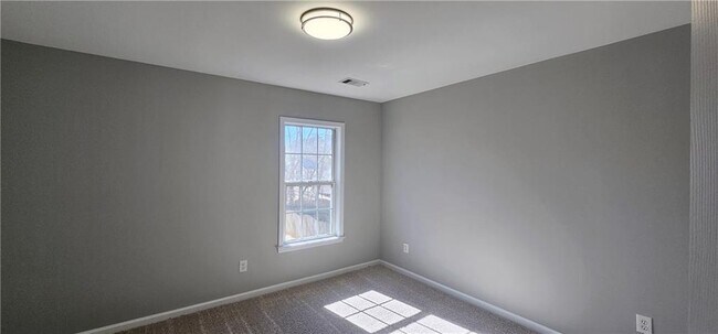 Building Photo - 350 Gaines Oak Way