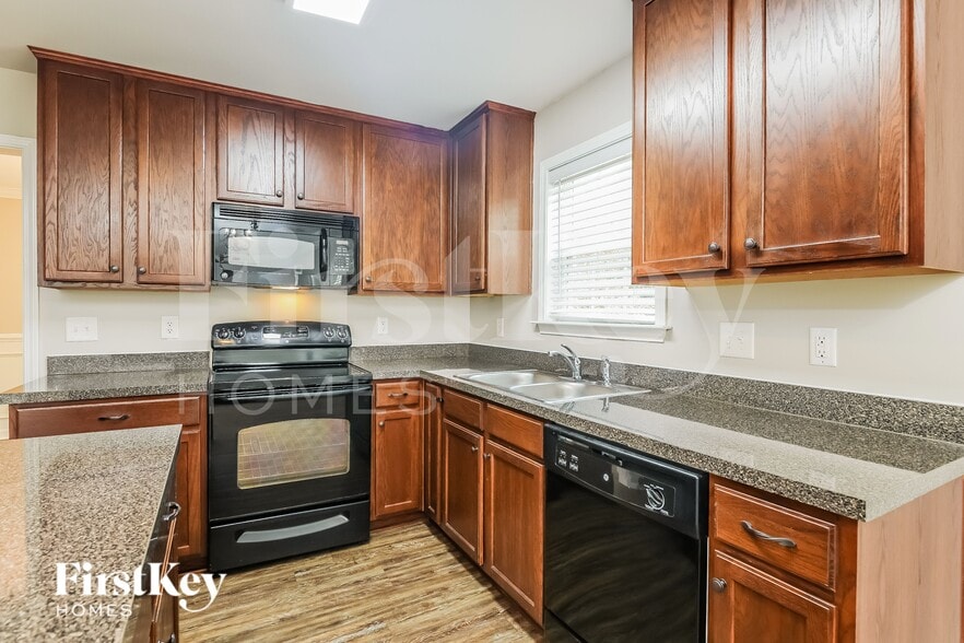 Building Photo - 9644 Kestevan Ct