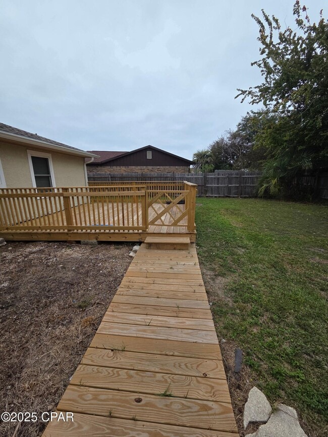 Building Photo - 1349 Riva Cir