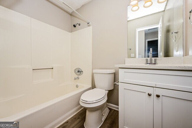 Building Photo - 125 Vesta Ct