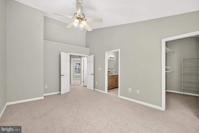 Building Photo - 8381 Millwood Dr