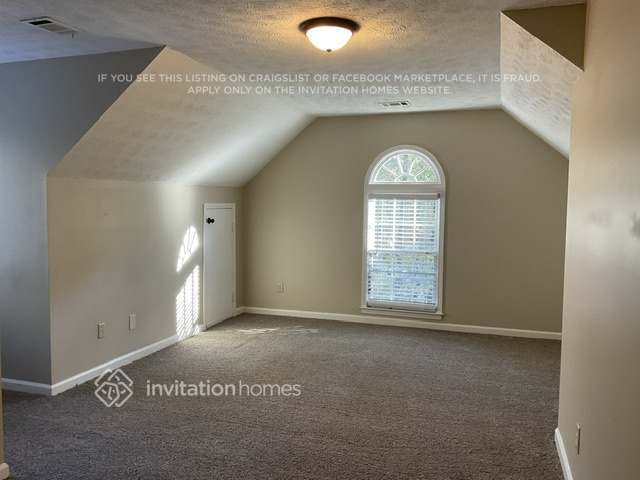 Building Photo - 130 Morning Mist Way