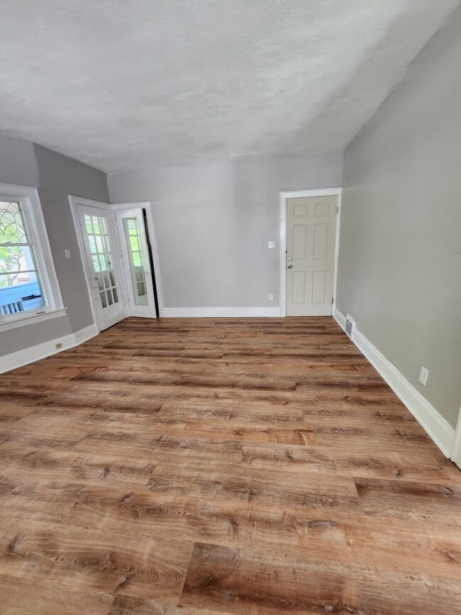 Building Photo - 3634 Hildana Rd