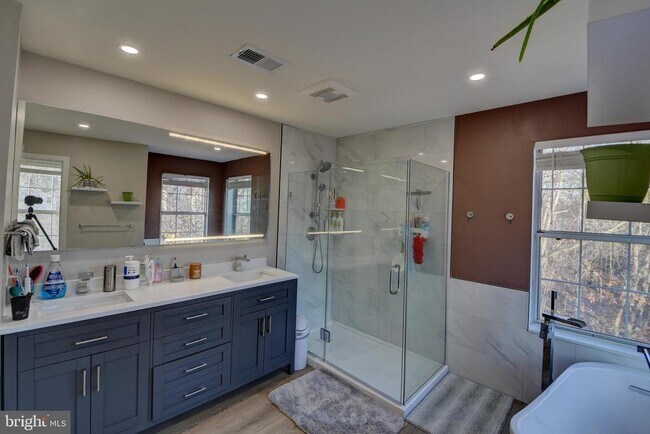 Building Photo - 13020 Quartz Ln