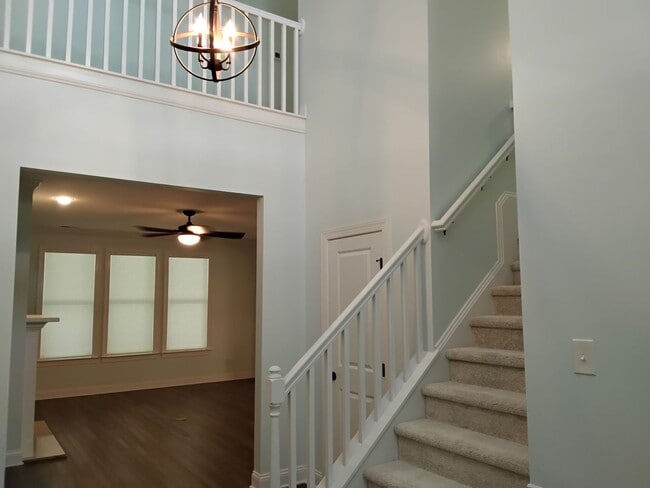 Building Photo - 4 Bedroom home in Beaufort