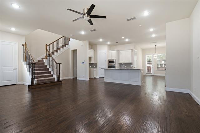 Building Photo - 2533 Gramercy Park Dr
