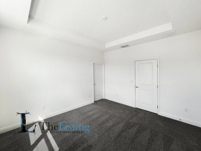 Building Photo - 3875 Knotty Pne St