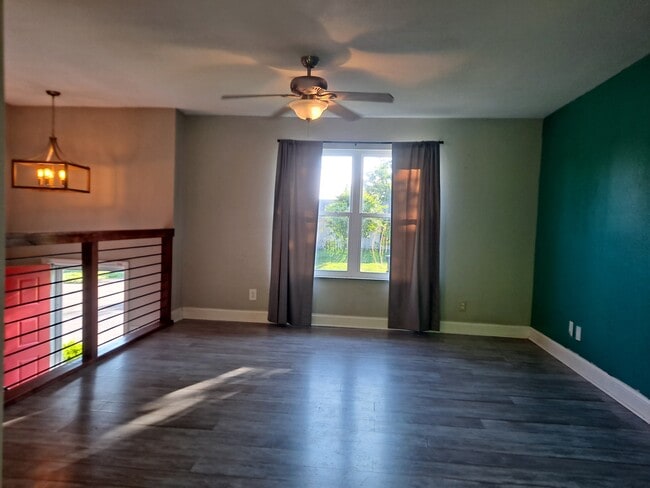 Building Photo - 6101 Cougar Dr