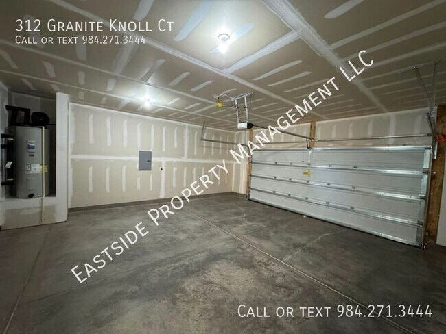 Building Photo - 312 Granite Knl Ct