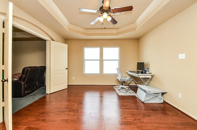 Building Photo - 26711 Eagle Park Ln