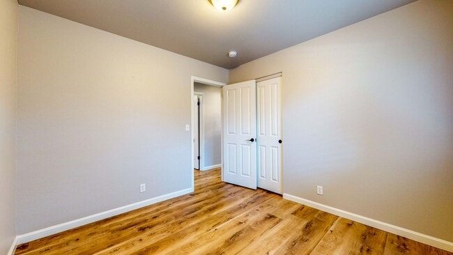 Building Photo - 2014 Tablerock Ct