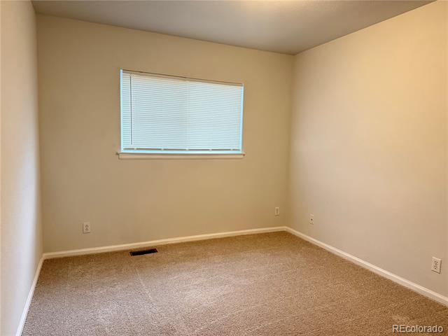 Building Photo - 19480 E Idaho Ave