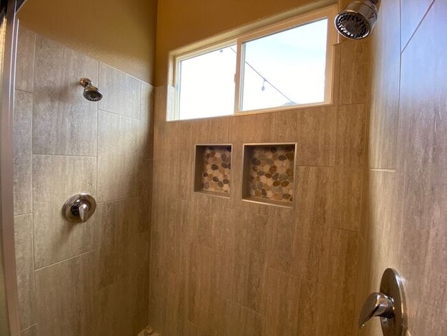 Building Photo - Beautiful 3 Bedroom + 1 FLEX ROOM Single Story House in South Meadows Reno