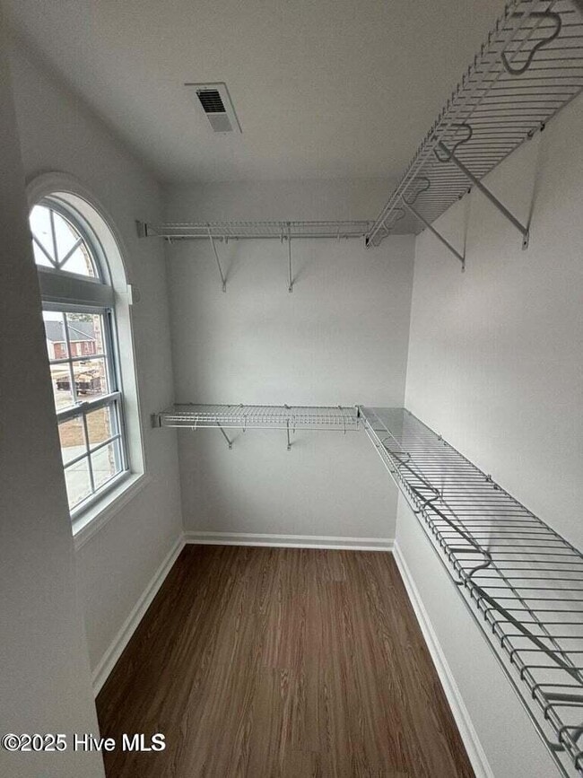 Building Photo - 1234 Masters Ln