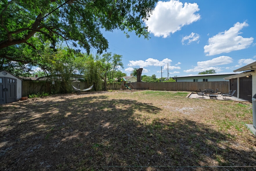 Building Photo - 1448 Cumbie St
