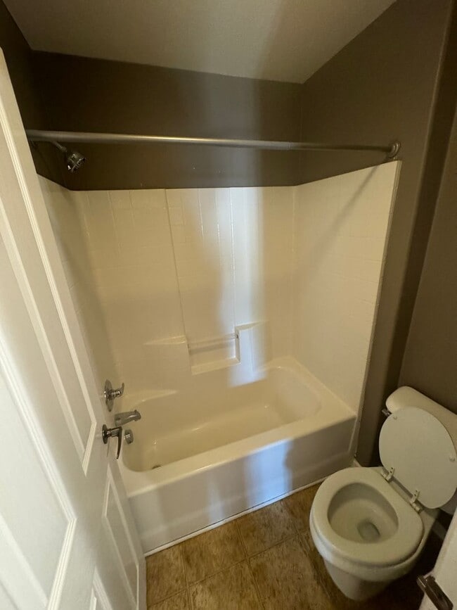 Building Photo - Beautiful Home in the Heart of Perris