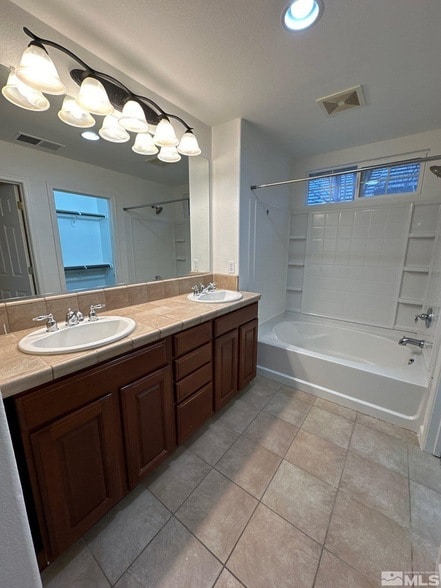 Building Photo - 3843 Dominus Dr