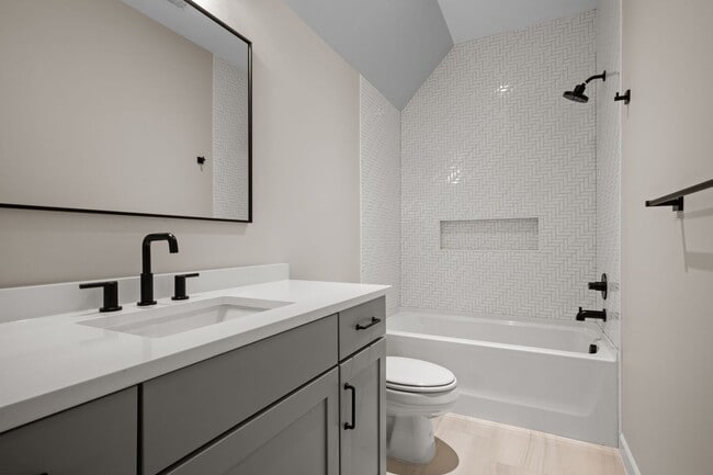 Building Photo - BRAND NEW! Spacious Nashville Home in a Qu...