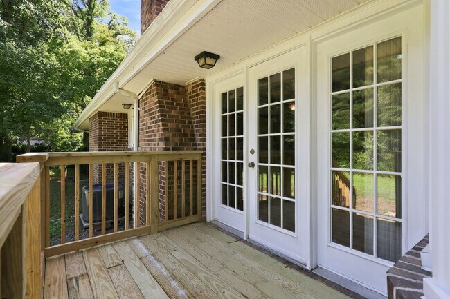 Building Photo - 2260 Indian River Rd