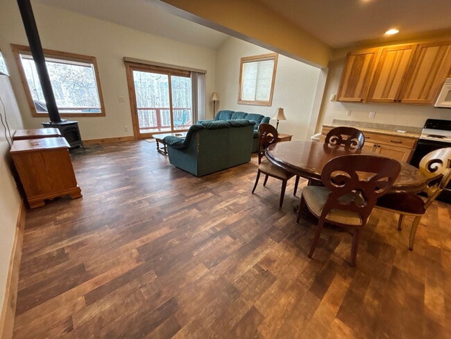 Building Photo - 23015 Schussmark Trail