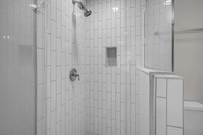 Building Photo - 2737-2737 Charing Rd