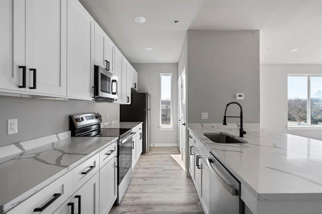 Building Photo - 948 Corinth St