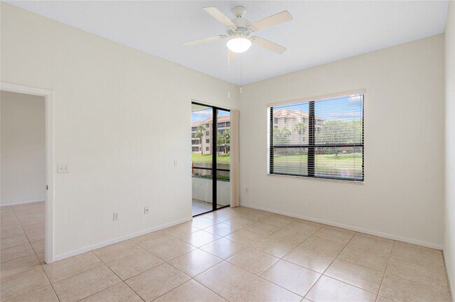 Building Photo - 7535 La Paz Blvd