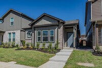 Building Photo - 3113 Pecan Farm Ln