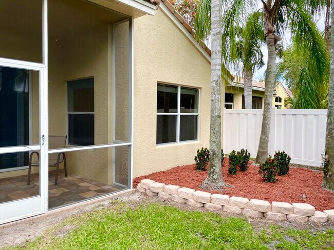 Building Photo - 2425 Pigeon Cay