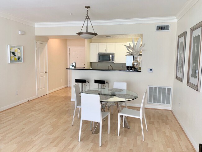 Building Photo - 2299 Lone Star Dr