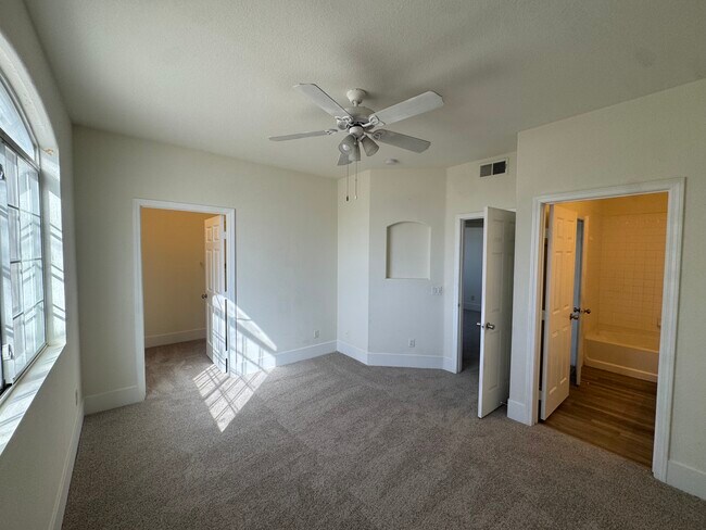 Building Photo - 1405 S Nellis Blvd