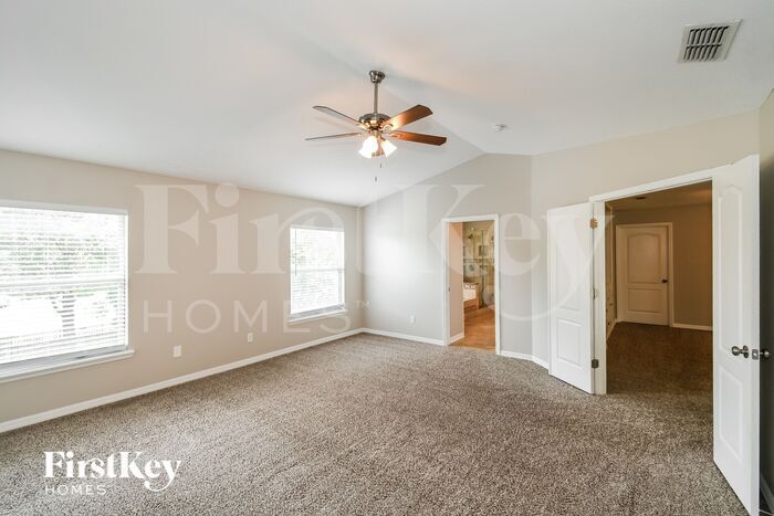 Building Photo - 1617 Austin Ln