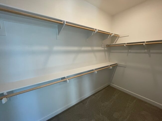 Building Photo - 1402 Mountain Laurel Rd