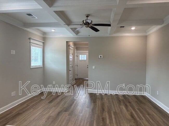 Building Photo - 2024 Denmark Ave SE