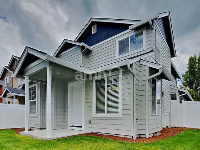 Building Photo - 1410 SE 7th Way