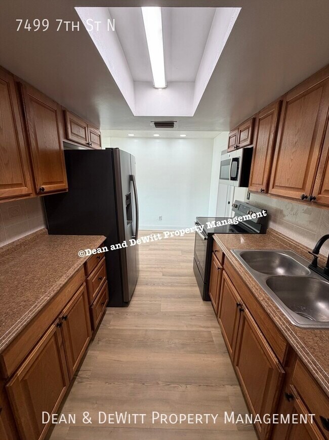 Building Photo - 7499 7th St N