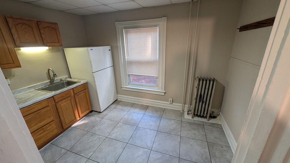 Building Photo - 238 S Madison St